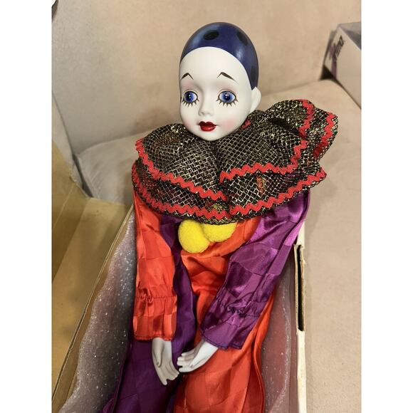 Collection De Poupees “le P’tit Pierrot” Doll designed by Madame Verte Sankyo - Picture 8 of 11